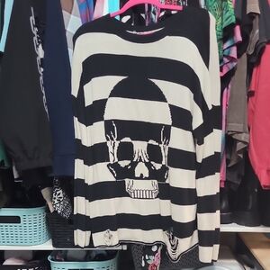 Black and White Striped Skull Sweater Iron FIST